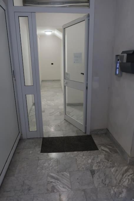 La Casa Di Loris Apartment Sarzana Luaran gambar